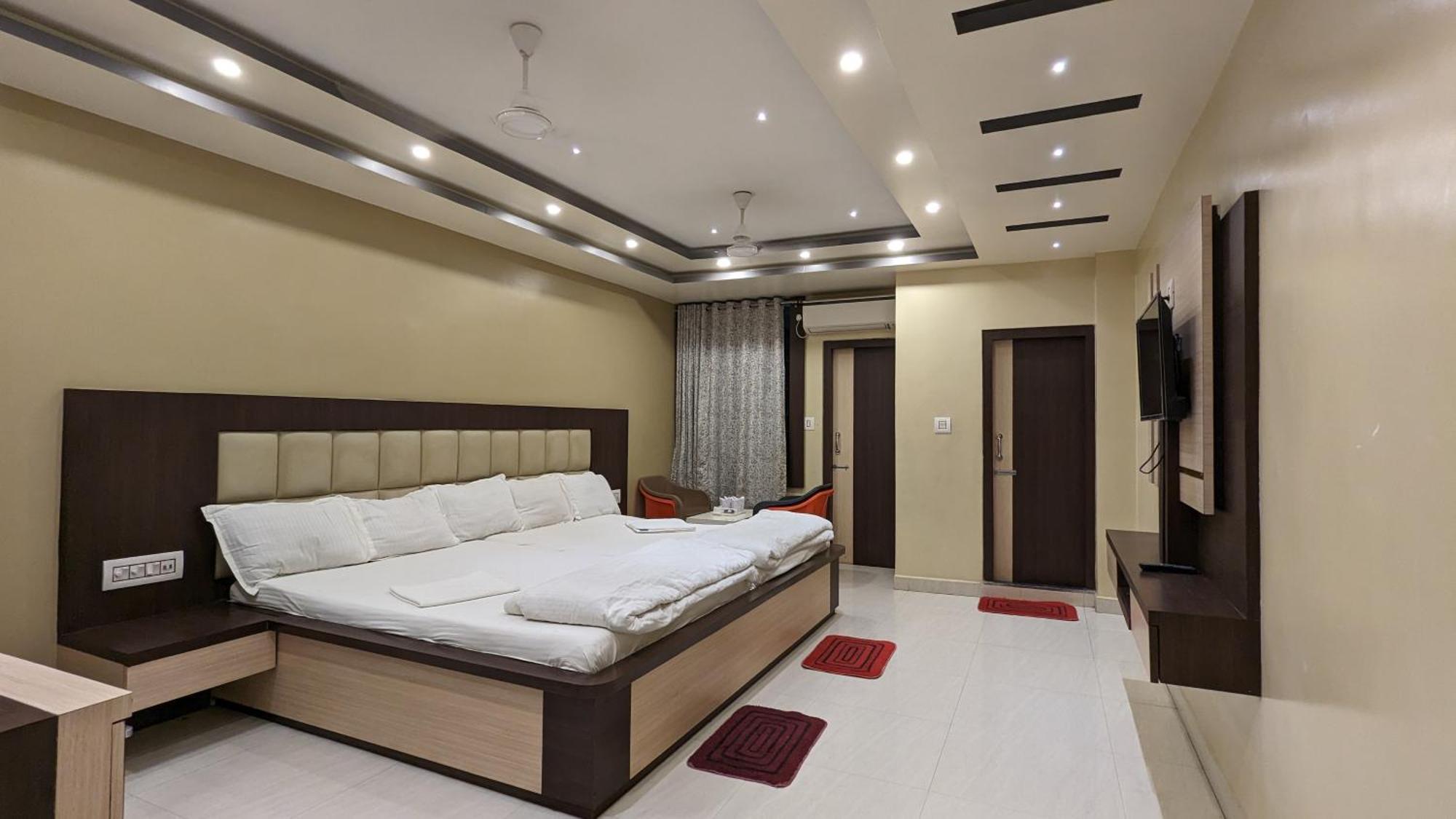 Hotel Binapani Deluxe 1 Tarapith Ngoại thất bức ảnh