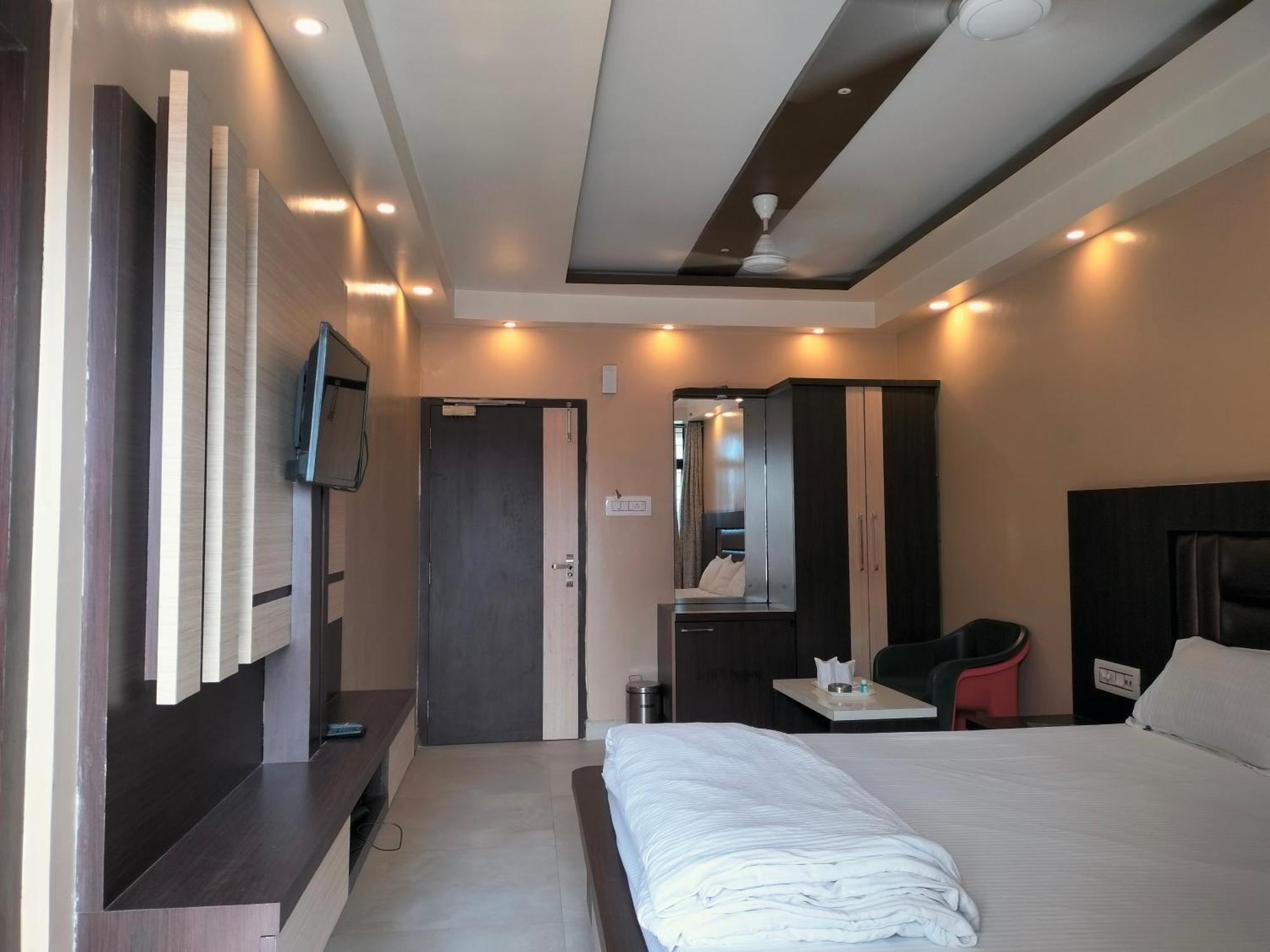 Hotel Binapani Deluxe 1 Tarapith Ngoại thất bức ảnh