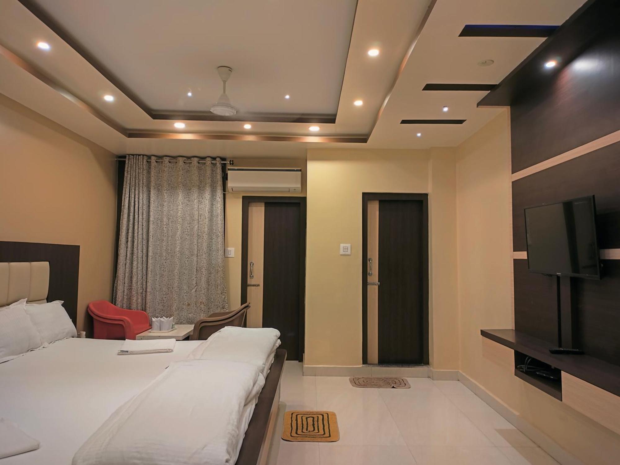 Hotel Binapani Deluxe 1 Tarapith Ngoại thất bức ảnh